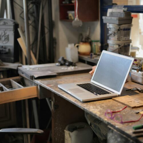 Organization for artists